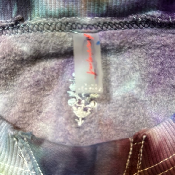 Free People Movement Intercept Pullover size Large NEW White Tie Dye - Picture 7 of 7